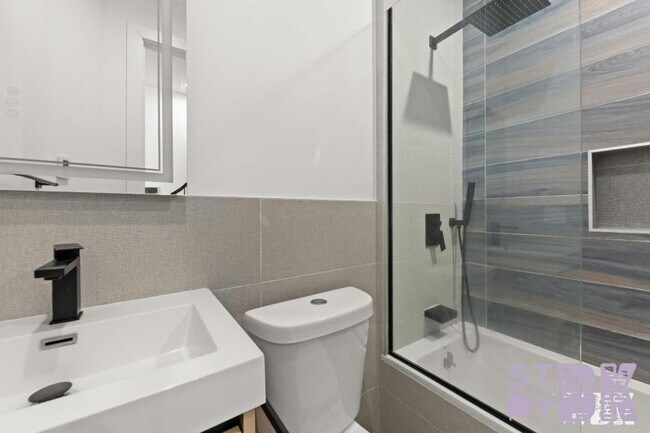 Building Photo - 2 bedroom in BROOKLYN NY 11207