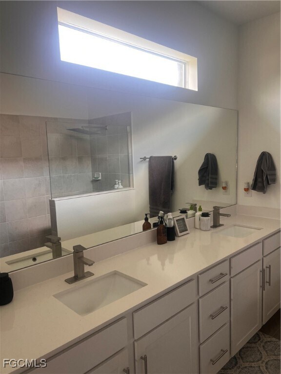 Building Photo - 15042 White Pearl Rd