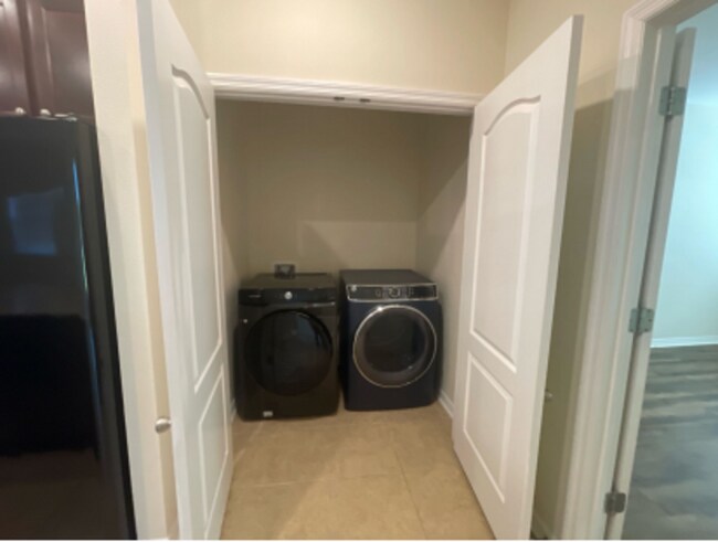 Building Photo - 5003 Brickwood Rise Dr