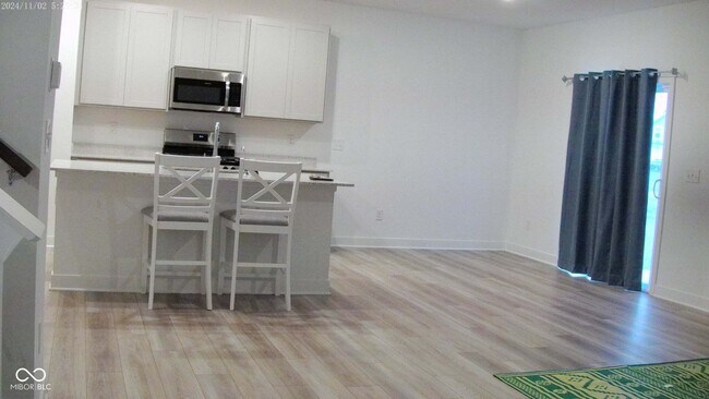 Building Photo - 5916 Sunstone Rd