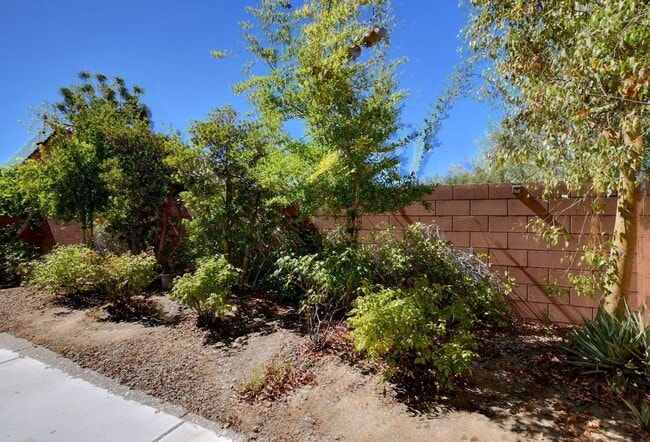 Building Photo - Stunning 4 bd Home in Spring Valley Coming Soon! Duel primary suites!