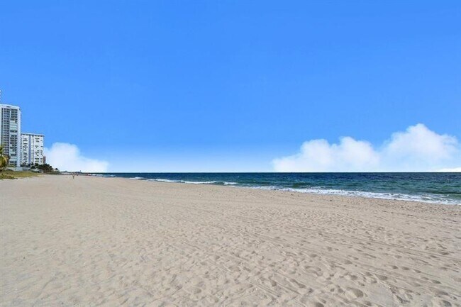 Building Photo - 1439 S Ocean Blvd