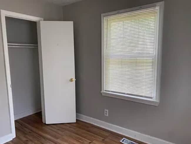 Building Photo - 2613 Remington St