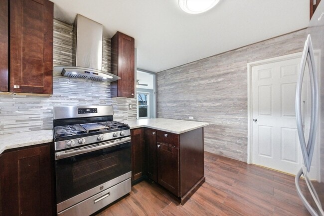 Building Photo - 4605 S Laramie Ave