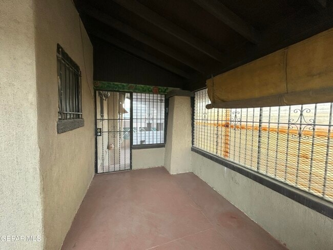 Building Photo - 1546 Upson Dr