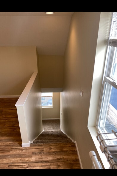 Building Photo - 3949 Clement Way