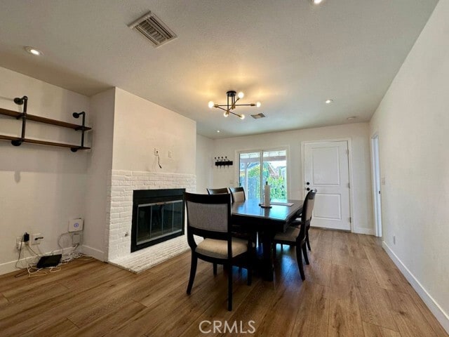 Building Photo - 206 W Mountain View Ave