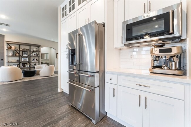 Building Photo - 7581 Proud Meadows St