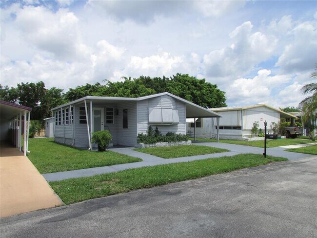 Building Photo - 5249 NW 4th Terrace