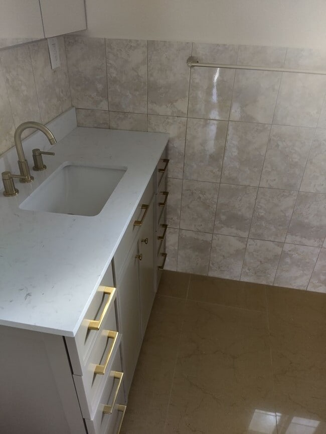 Building Photo - Remodeled 4 bedroom Single Story Home in San Pablo, CA.