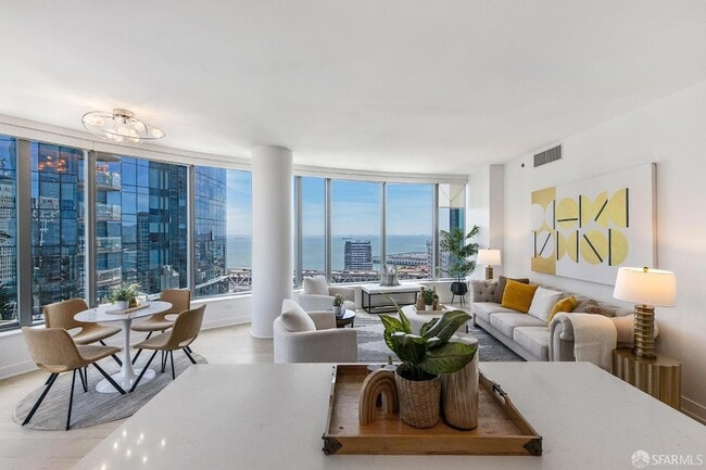 Building Photo - 201 Folsom St