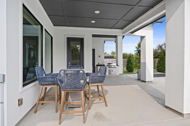 Building Photo - 27927 Indigo Ridge Dr