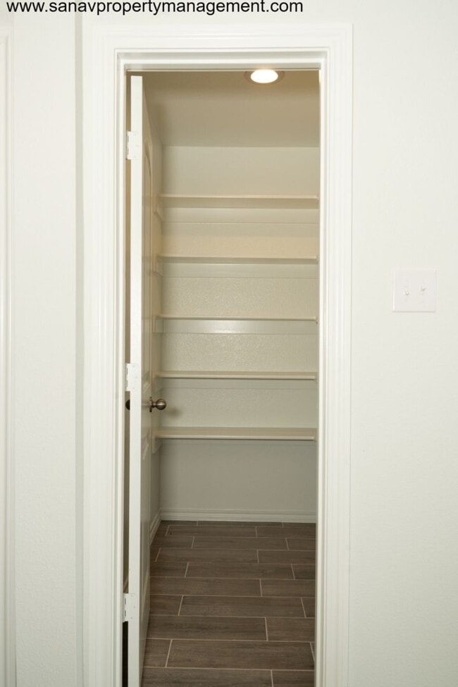 Building Photo - Modern Comfort & Big Savings! Gorgeous Ranch Home Now $1995 (Down from $2295)