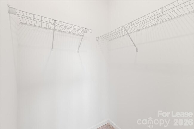 Building Photo - 302 Silver Fleet Dr
