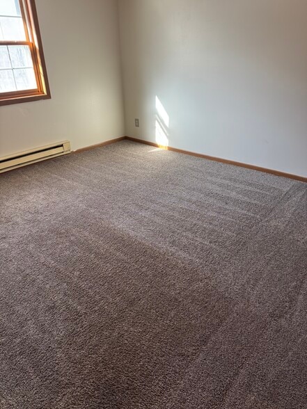 Bedroom - 930 Iowa Ave