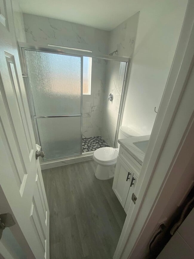 Building Photo - 836 Olive Ave