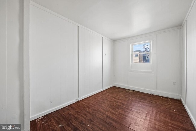 Building Photo - 220 N Luzerne Ave