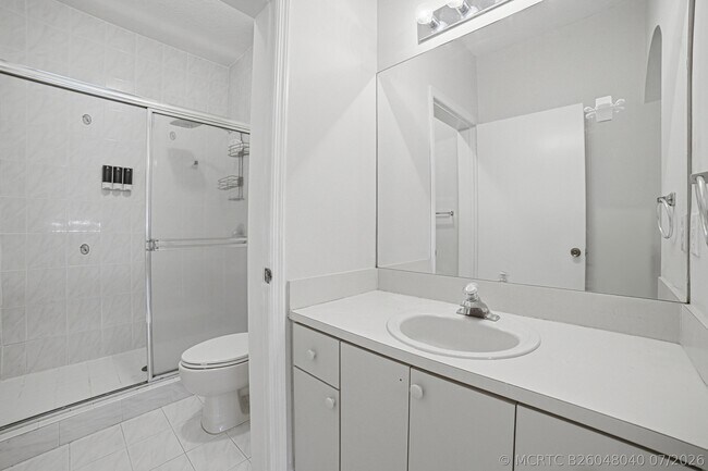 Building Photo - 765 SW 107th Ave