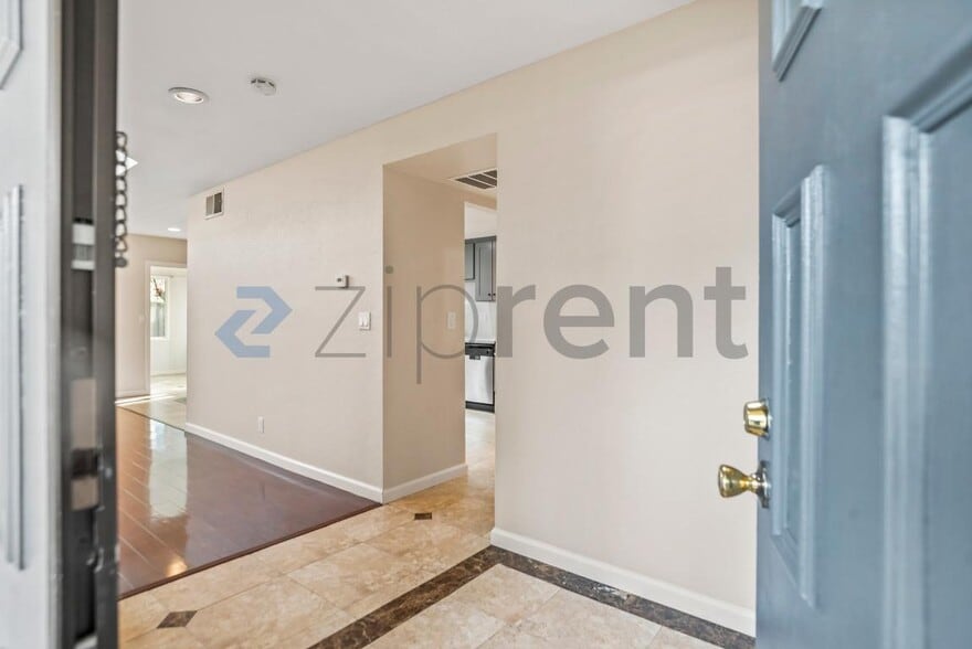 Building Photo - 5968 Show Terrace