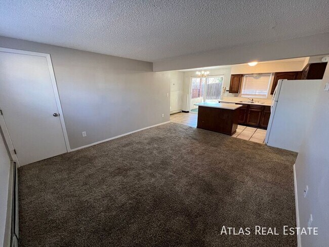 Building Photo - 730 Swope Ave