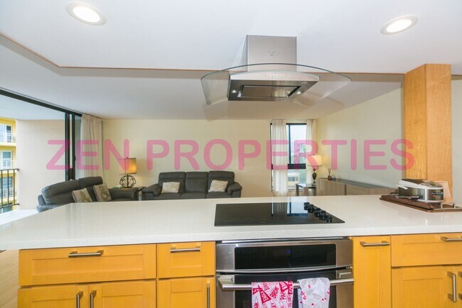 Building Photo - 250 ?Ohua Ave