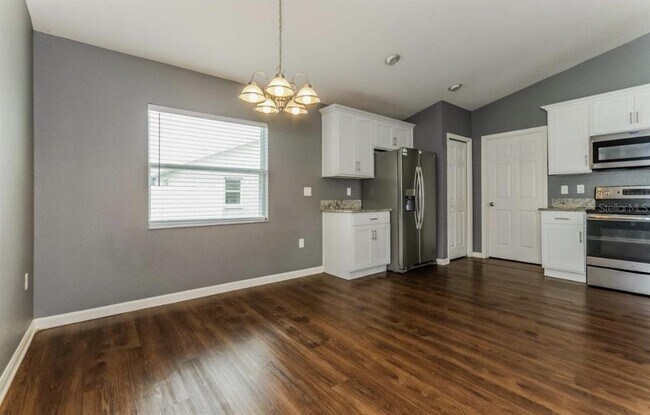 Building Photo - 1435 Piney Branch Cir