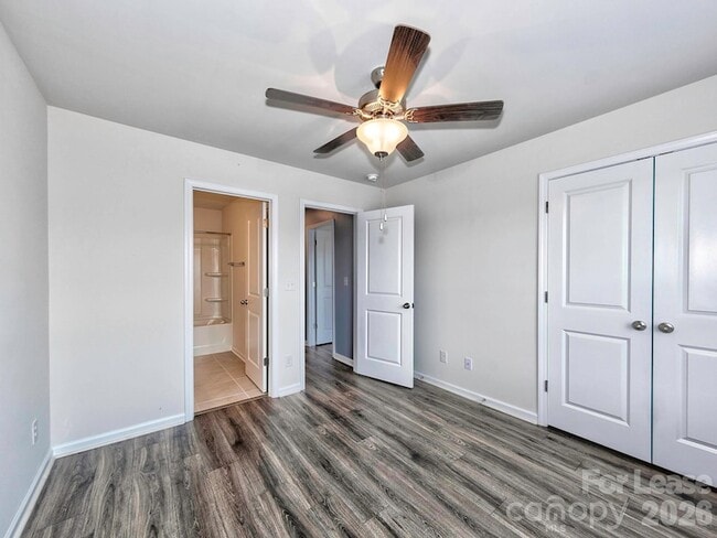 Building Photo - 915 Emma Kate Ct