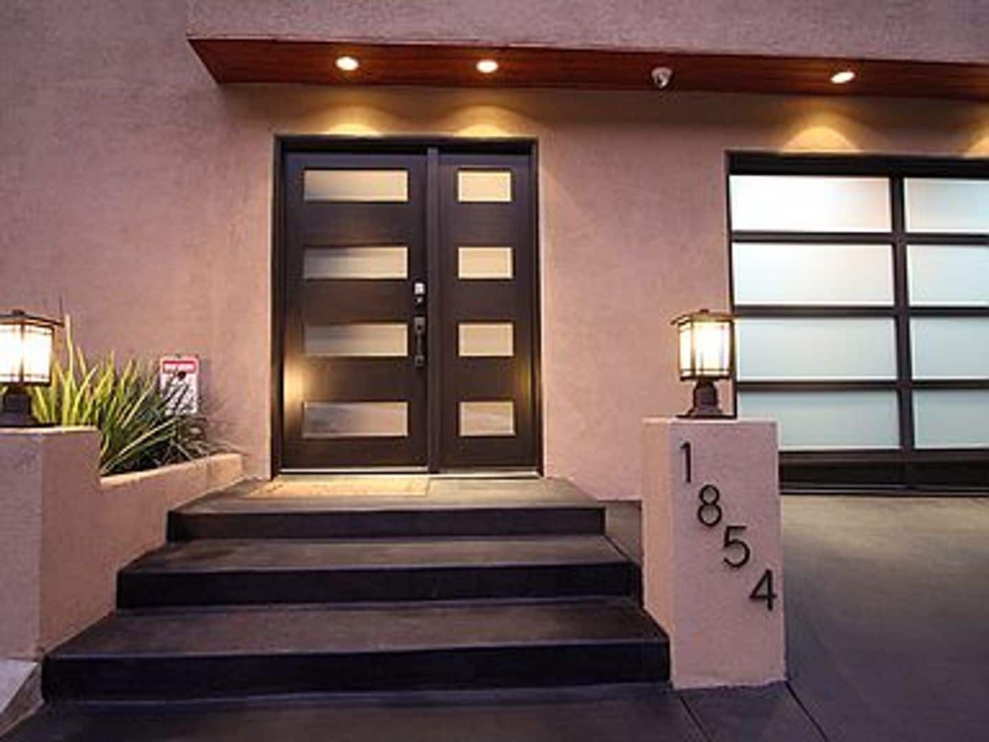Building Photo - Live in the 90210! Stunning Modern Newly Renovated 2 Bedroom plus bonus room home in Beverly Hills!