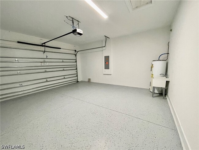 Building Photo - 6361 Arriba Ave