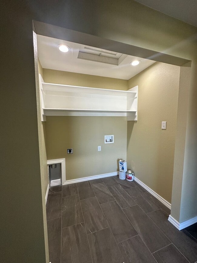 Building Photo - 1720 N 7th St