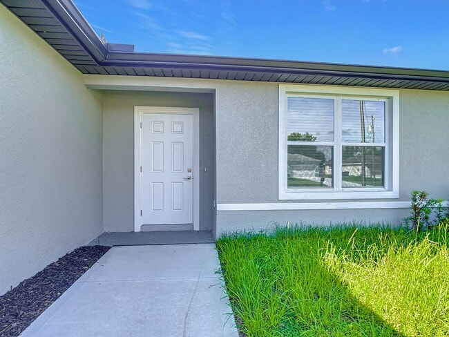 Building Photo - Brand New Home in North Port *3 Bedrooms &...