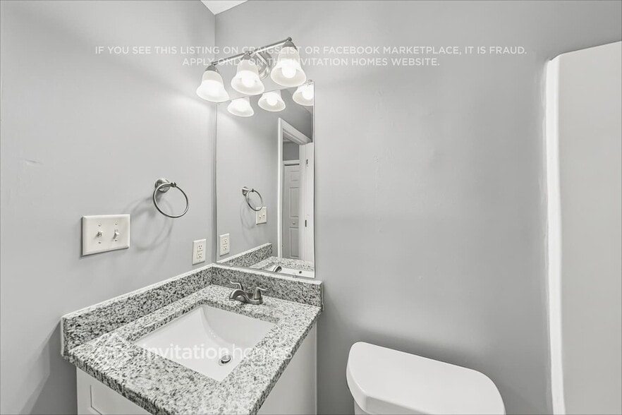 Building Photo - 4703 Bancroft Pl
