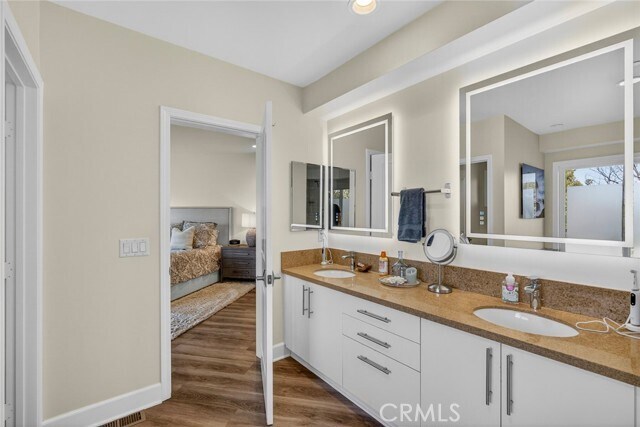 Building Photo - 214 Avenida Montalvo