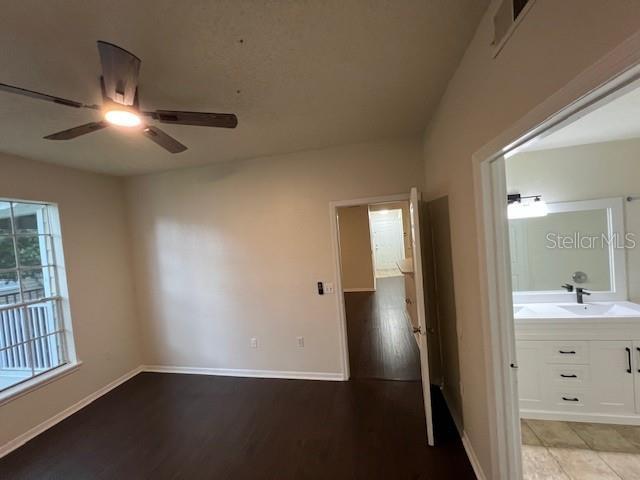 Building Photo - 13028 Plantation Park Cir