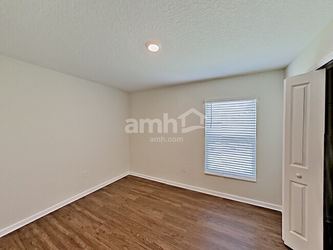 Building Photo - 4373 Seven Canyons Dr