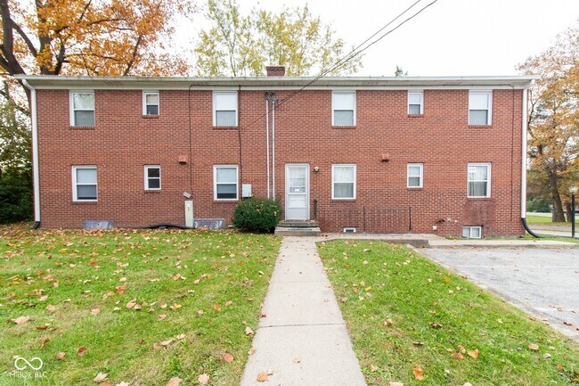 Building Photo - 5918 Devington Rd