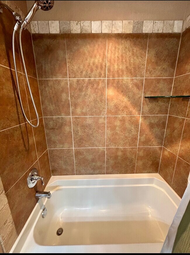 Building Photo - Branson Creek