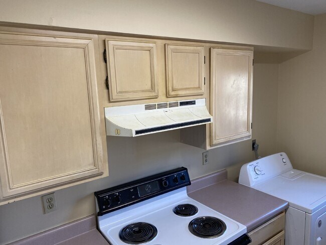 Building Photo - "Charming 2-Bedroom Retreat in Jonesboro – Cozy 750 Sq Ft Home Awaits!"
