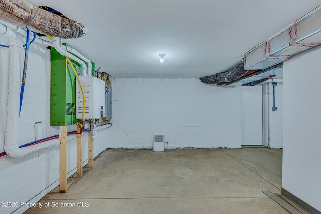 Building Photo - 121 Morris Ave
