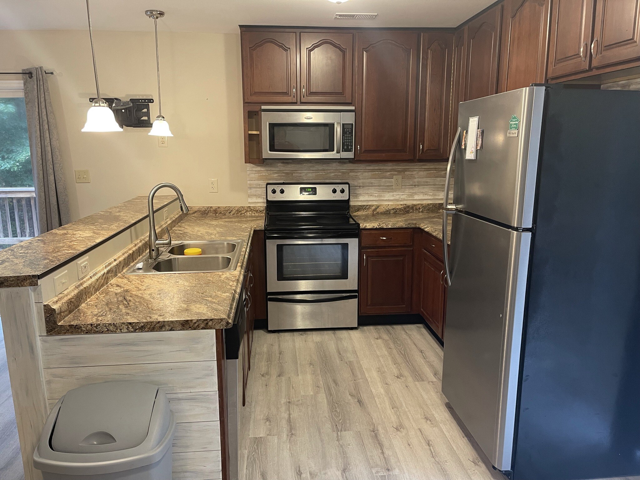 Building Photo - 6314 Springside Dr