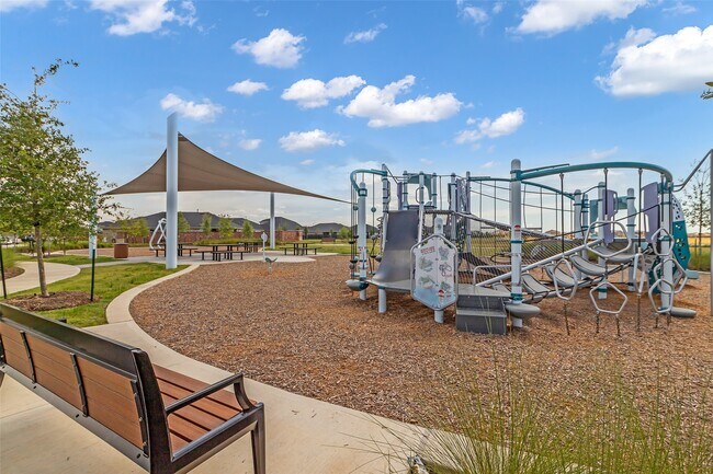 Building Photo - 27318 Sweetwater Bay Dr