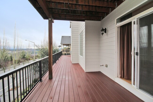 Building Photo - 15128 SE Nia Dr