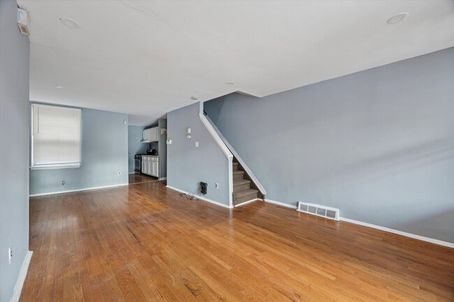 Building Photo - 1320 S Newkirk St