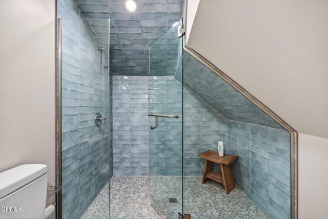 Building Photo - 201 S Olive St