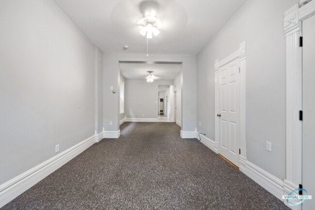 Building Photo - 3510 S Union Ave