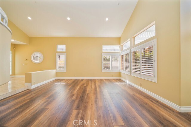 Building Photo - 9531 Montanza Way