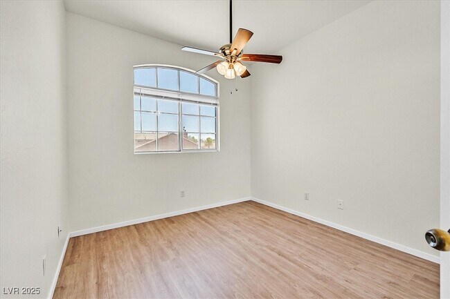 Building Photo - 7246 Galley Dr