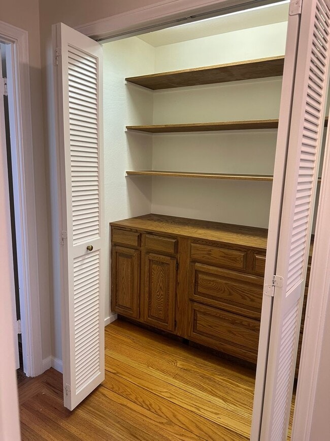 Building Photo - Charming Single-Family Two-Bedroom Home in South San Francisco