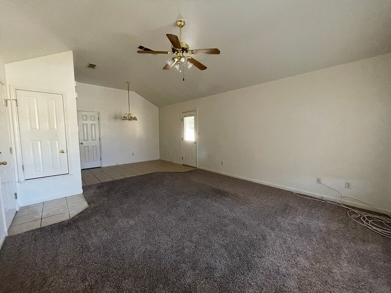 Building Photo - 4800 John David Dr