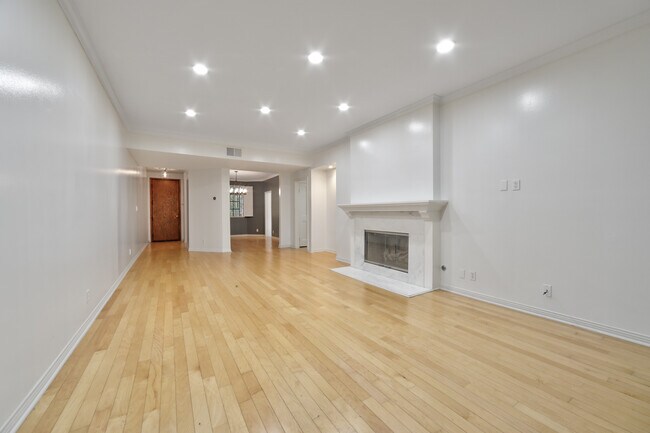 Building Photo - 11939 Gorham Ave